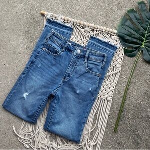 Pilcro High Rise Cigarette Distressed Frayed Hem Jeans Size 26